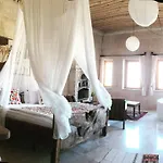 Helike Cave Üçhisar