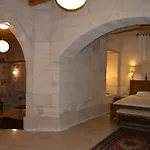 Отель Helike Cave Учисар