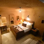 Helike Cave Отель