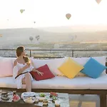 Helike Cave Szálloda Üçhisar