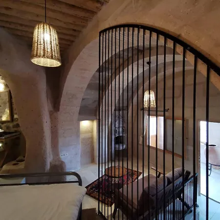 호텔 Helike Cave 우치사르