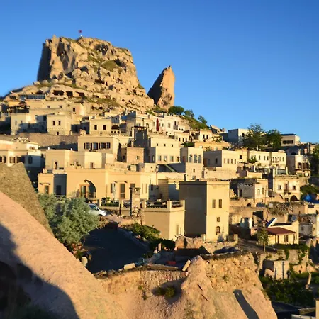 Helike Cave 호텔 우치사르