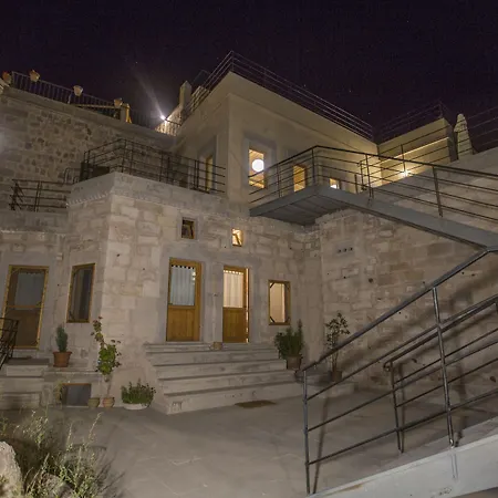 Helike Cave أُتْشيسار