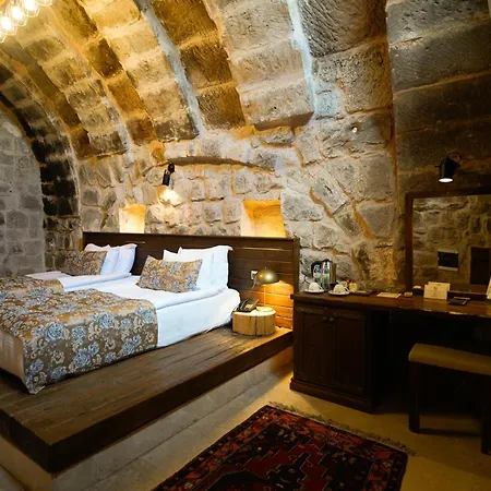 Hotel Helike Cave Üçhisar