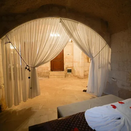 Hotel Helike Cave Üçhisar
