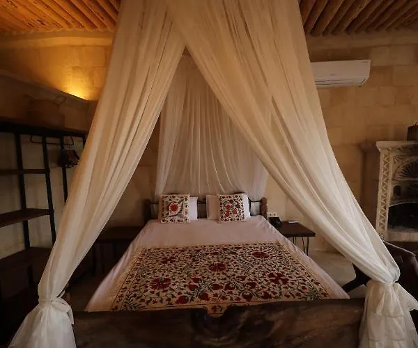 Hotel Helike Cave 3*