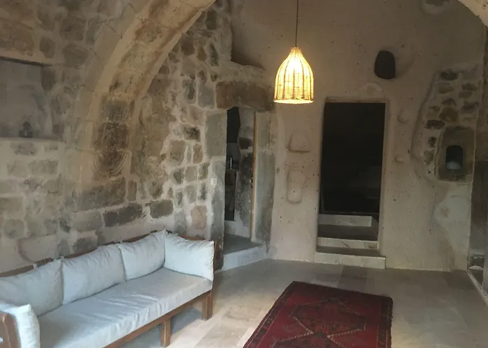 فندق Helike Cave